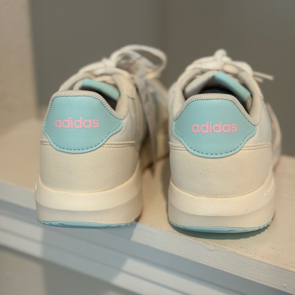 Adidas Run 60s Athletic Shoes Sneakers Size Youth Girl 6.5Y Women 8 White IE6119 - Picture 8 of 9